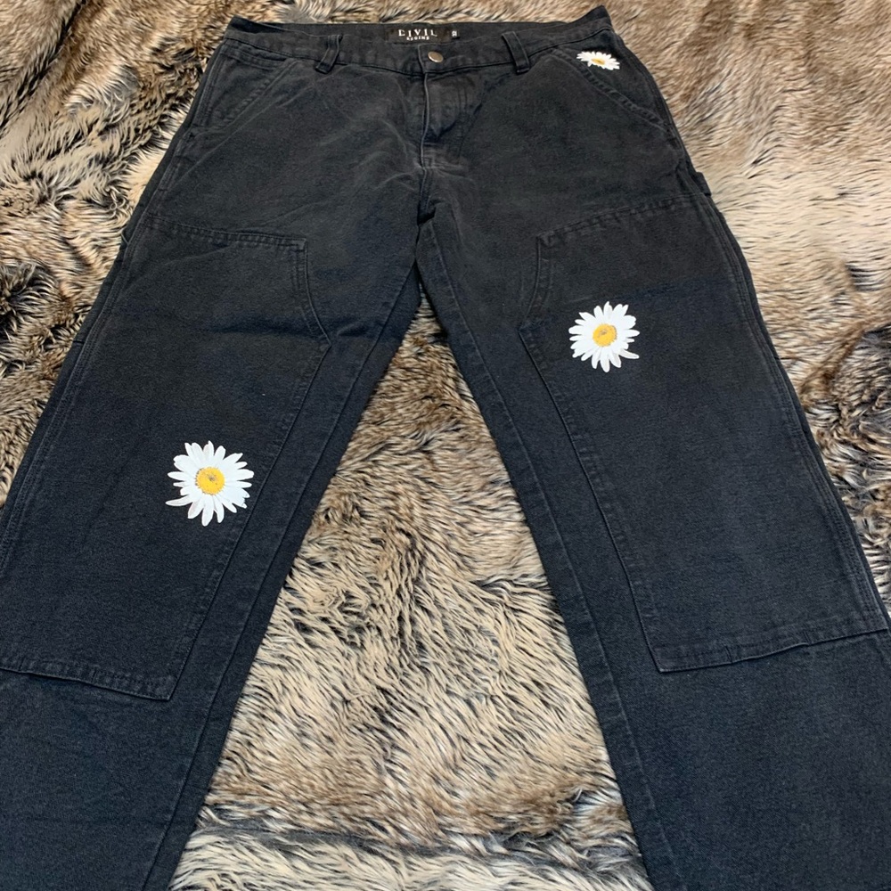 Civil Regime  Carpenter Pants", black with daisy graphics cropped Size 32